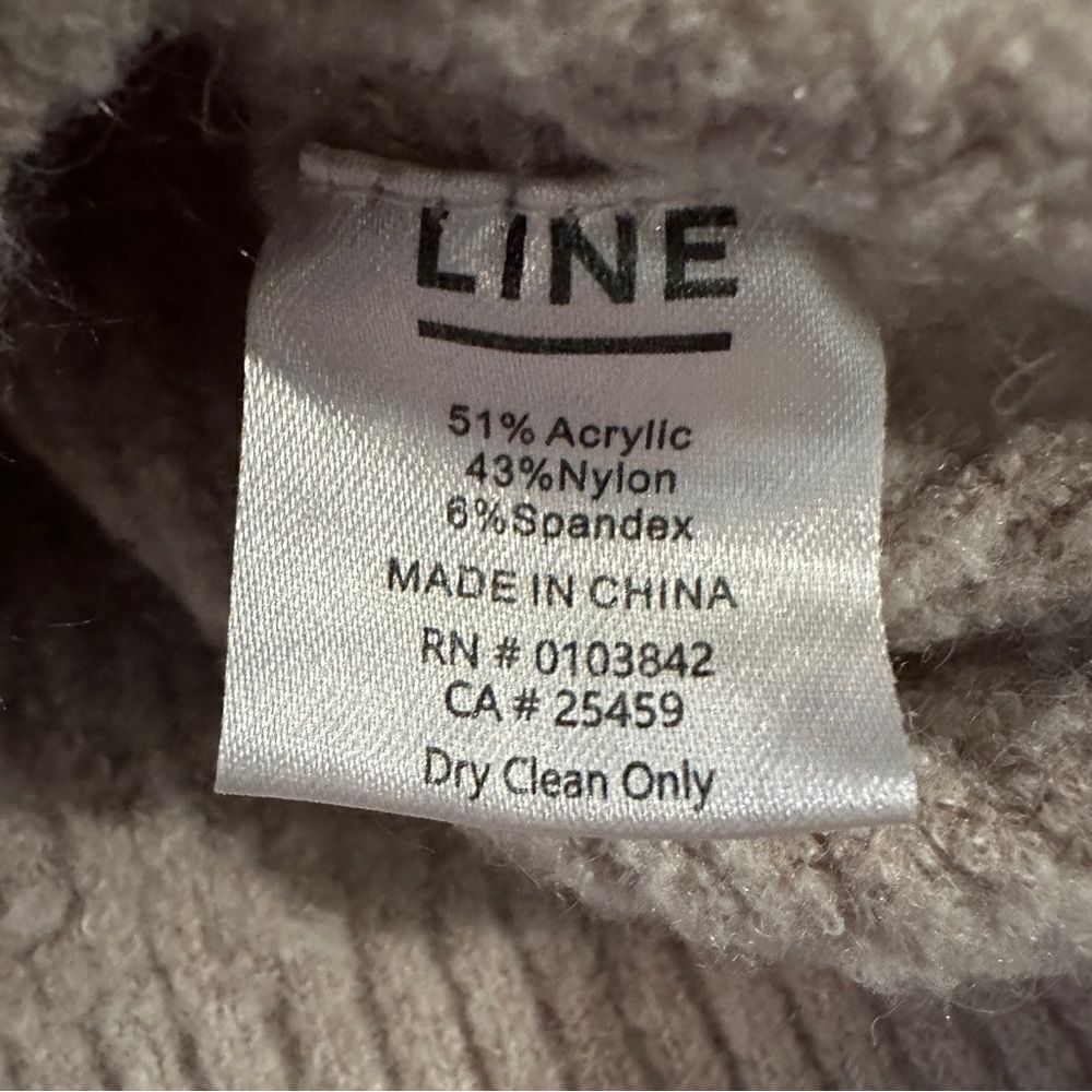 Line The Label Textured Sweater - Picture 8 of 9